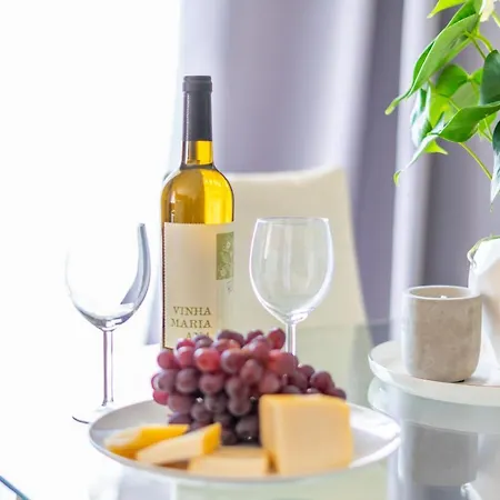 The Sunset 1 Bed Flat Short Walk Armacao Апартаменты